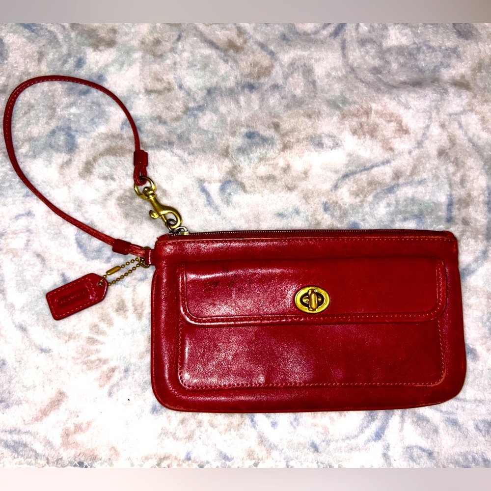 Coach vintage wristlet